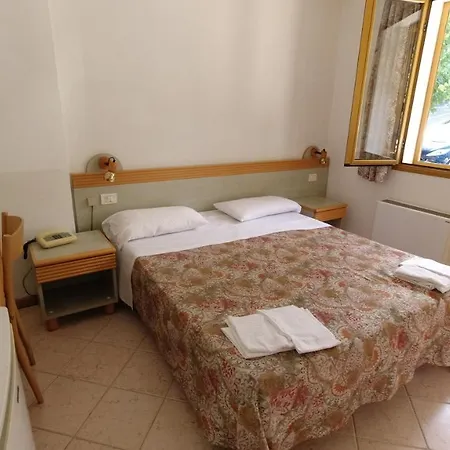 Cala Petrosa 3* Паргелия