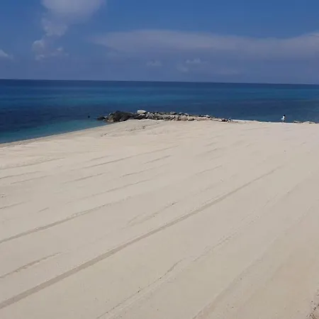 Hotel Cala Petrosa 3*