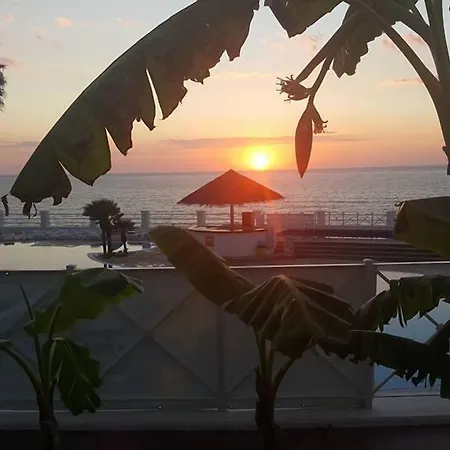 Cala Petrosa Hotel 3*