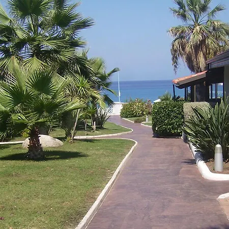 Cala Petrosa 3*