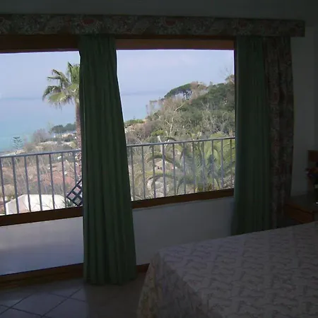 Hotel Cala Petrosa