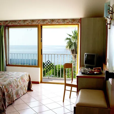 Hotel Cala Petrosa Parghelia