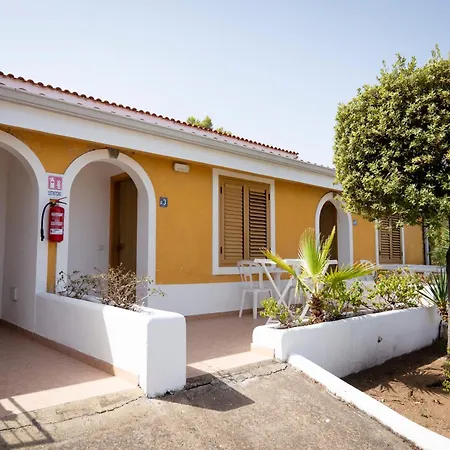 Отель Cala Petrosa 3*