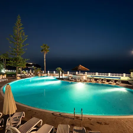 Cala Petrosa Отель Паргелия