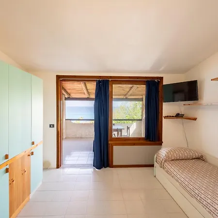Cala Petrosa Паргелия