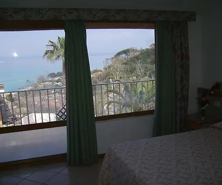 Cala Petrosa Hotel Parghelia