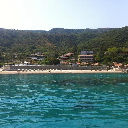 Cala Petrosa Паргелия