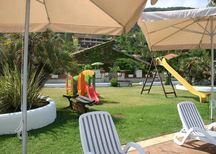 Cala Petrosa 3* Parghelia